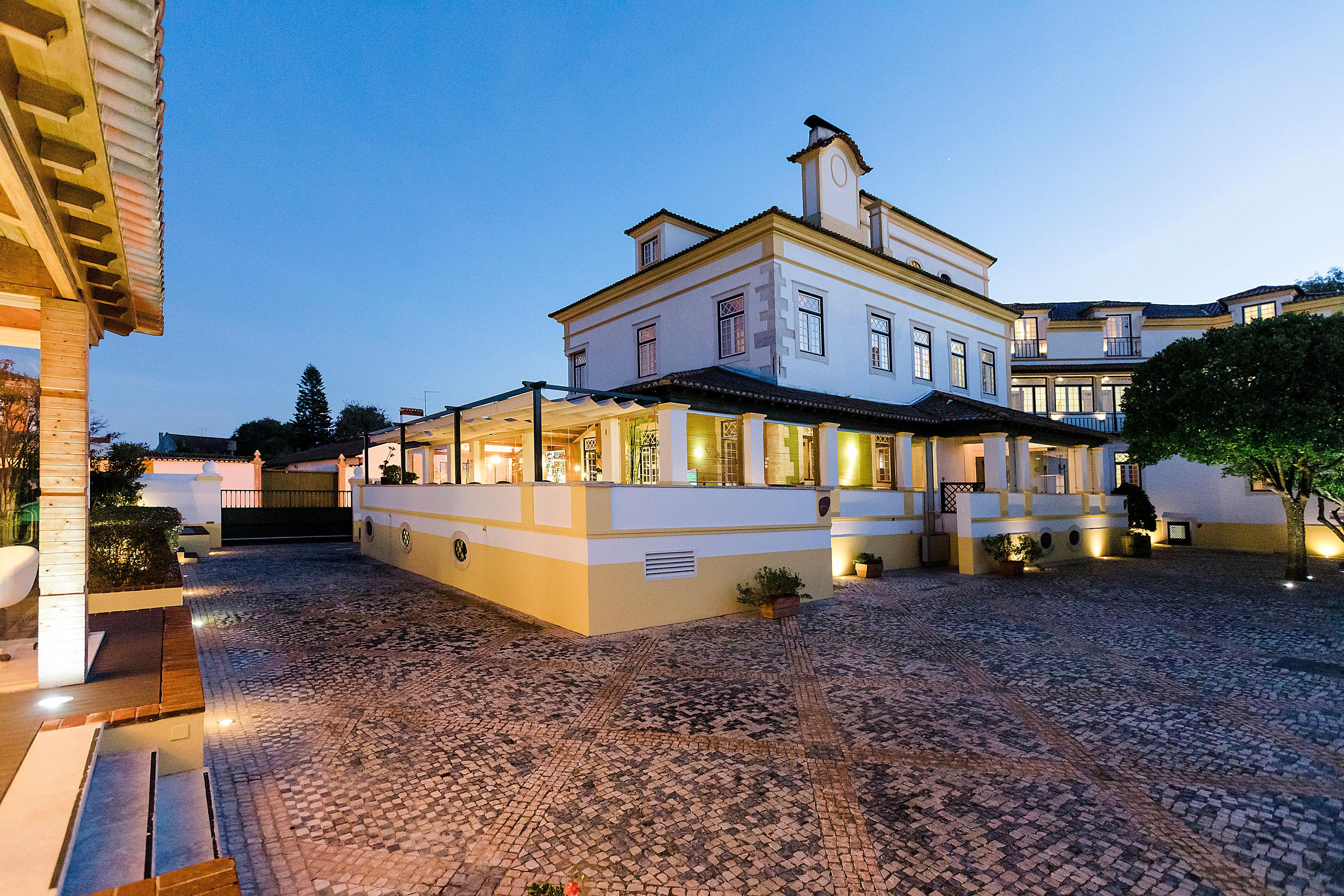 Hotel Lusitano ゴレガン エクステリア 写真